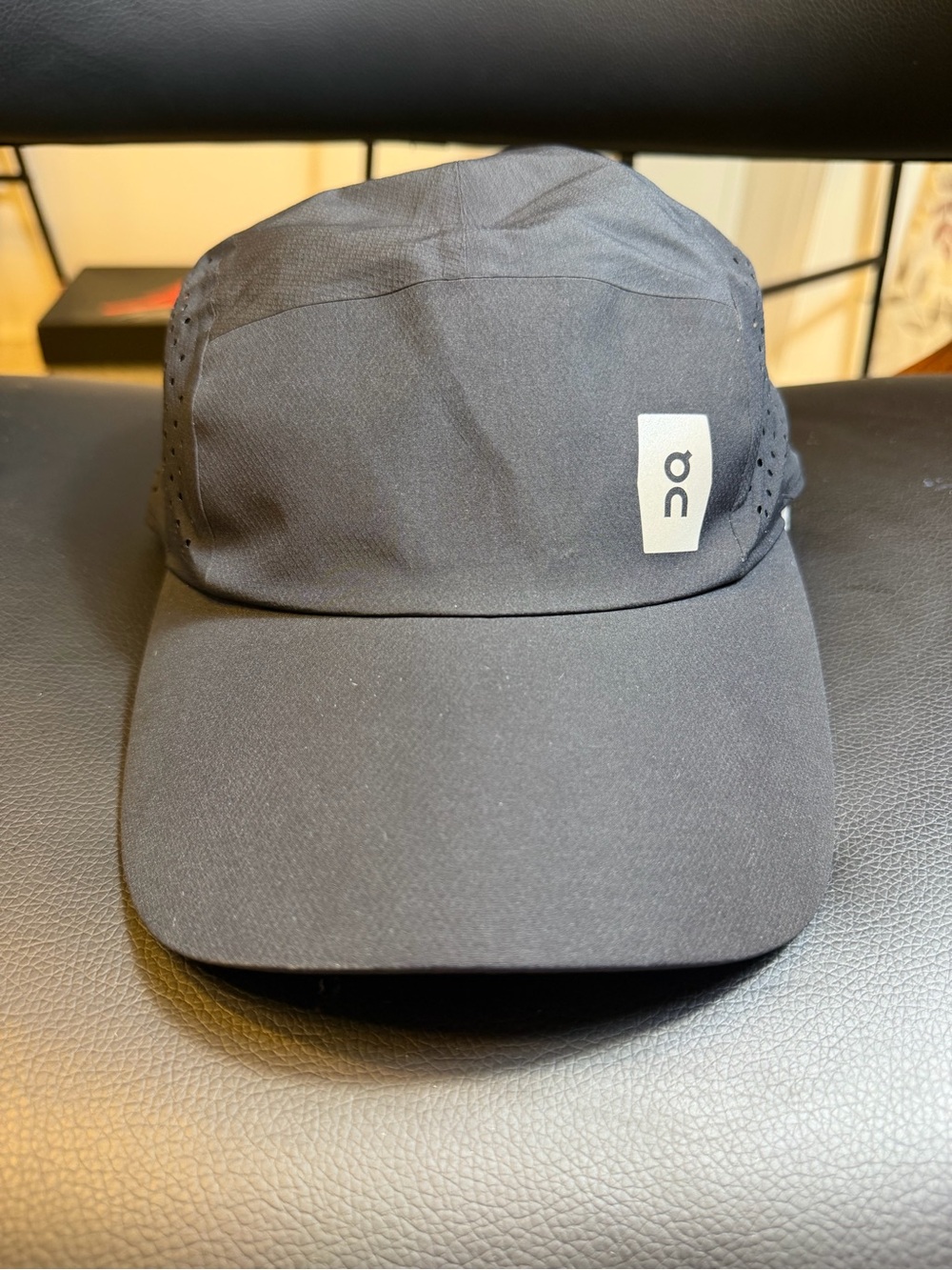 On Running Black Performance Running Lightweight Cap with Reflective Logo